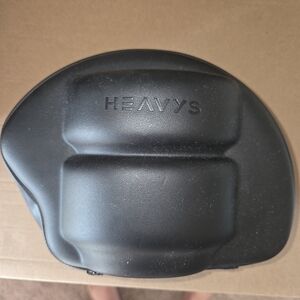 HEAVYS Black Headphones